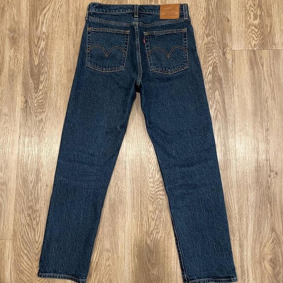LEVI'S | Dark Wash "Wedgie" Jeans - Size 27 - Picture 2 of 3